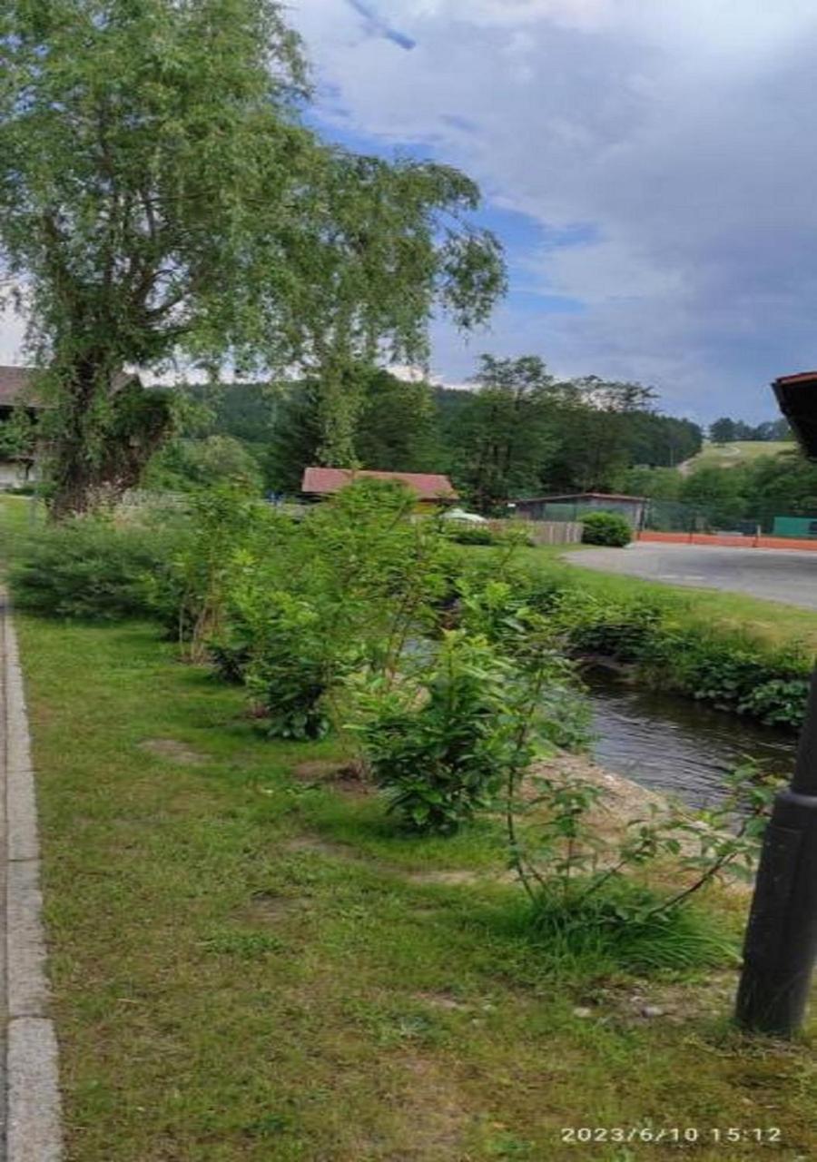 Ferienhaus Am Bach Achslach Eksteriør bilde